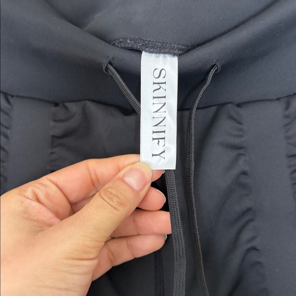 Skinnify Resistance Band Drawstring Jogger Style Leggings, Black, XL - Picture 6 of 11